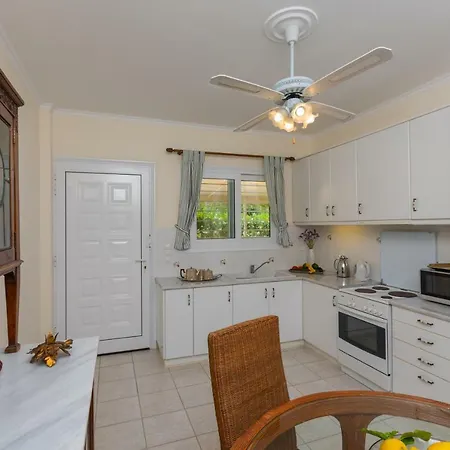 Apartment Pelagia Svoronata