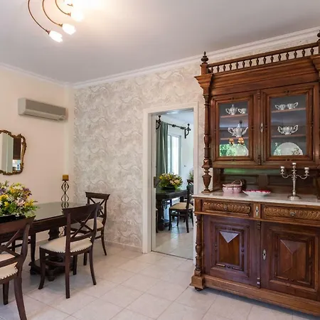 Apartment Pelagia *
